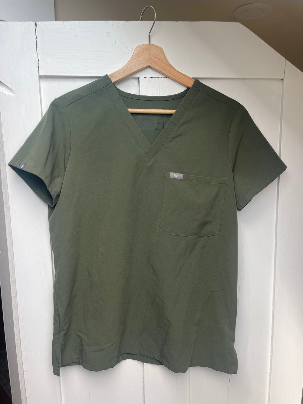 Figs Woman’s Olive Green Scrub Set